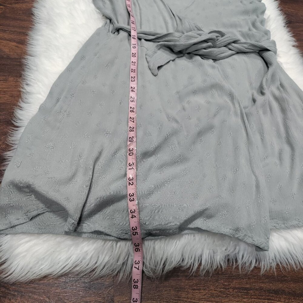O'Neill Gray Flutter-Sleeve Lightweight Lined Wrap Dress Women's Size Medium - Picture 13 of 13